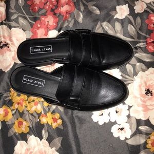 Black Rivet Womens Loafers